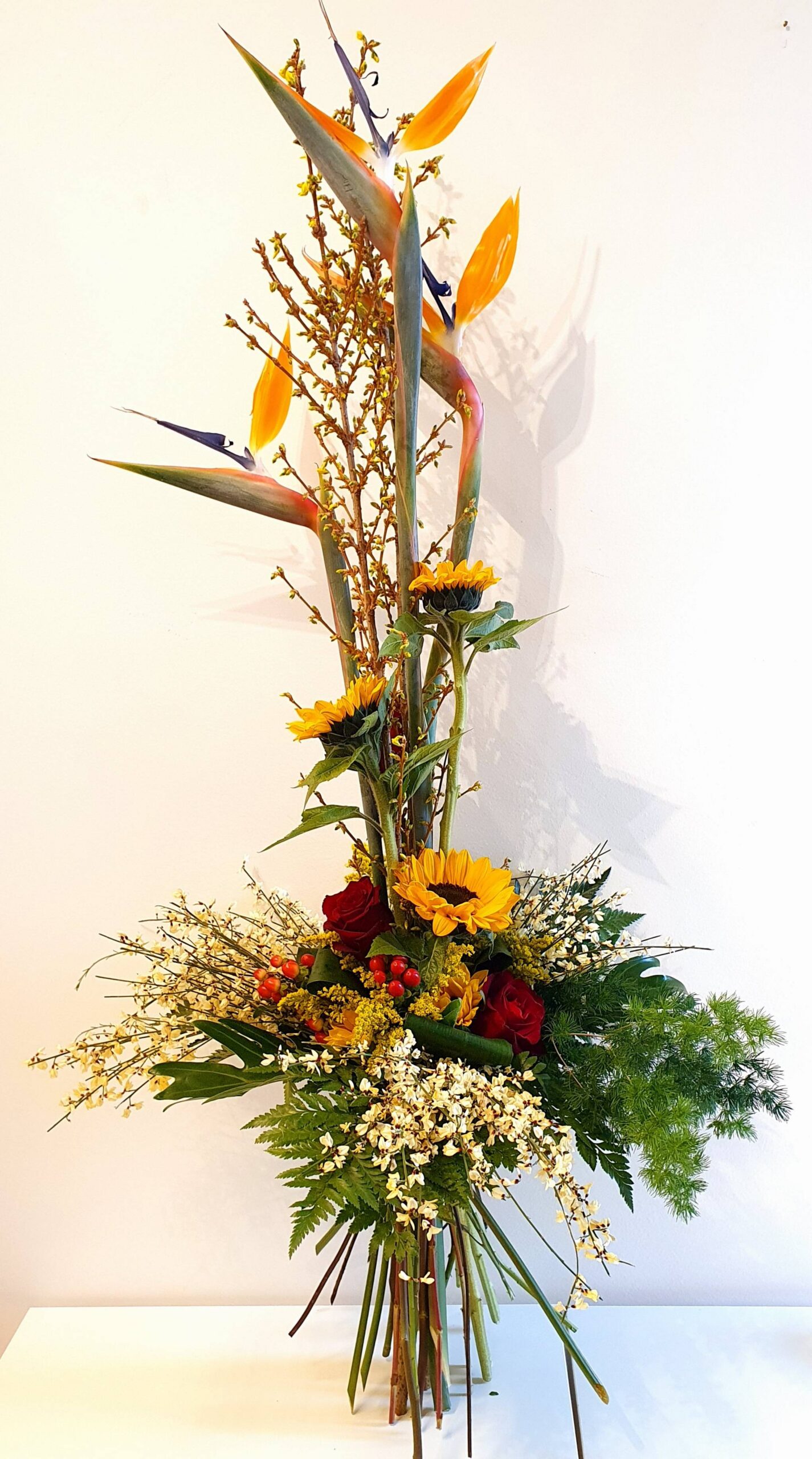 MAZZO DECORATIVO CON COLORI SOLARI